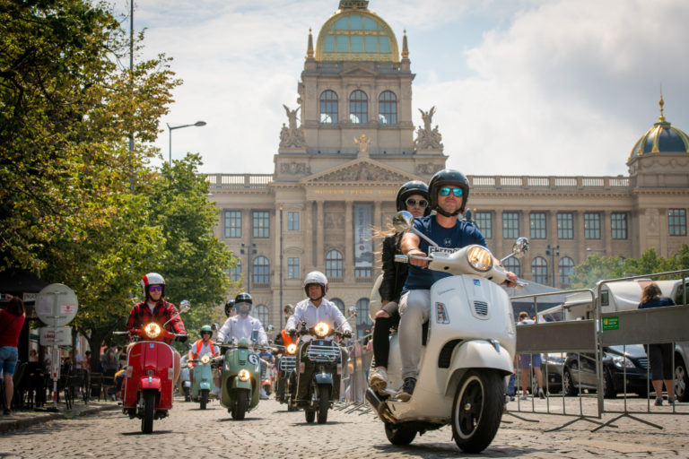 Schůze výboru (náhrada za Valnou hromadu 2020)