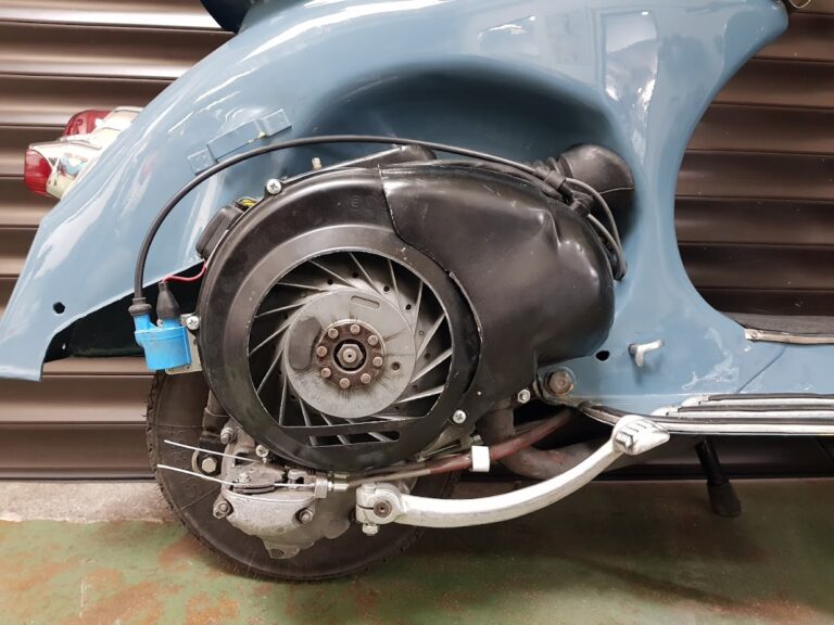 Classic Vespa Workshop 1